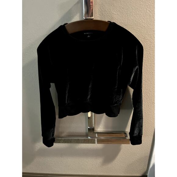Beyond Yoga Black  Cropped Velvet Pullover Size Small - Picture 5 of 10